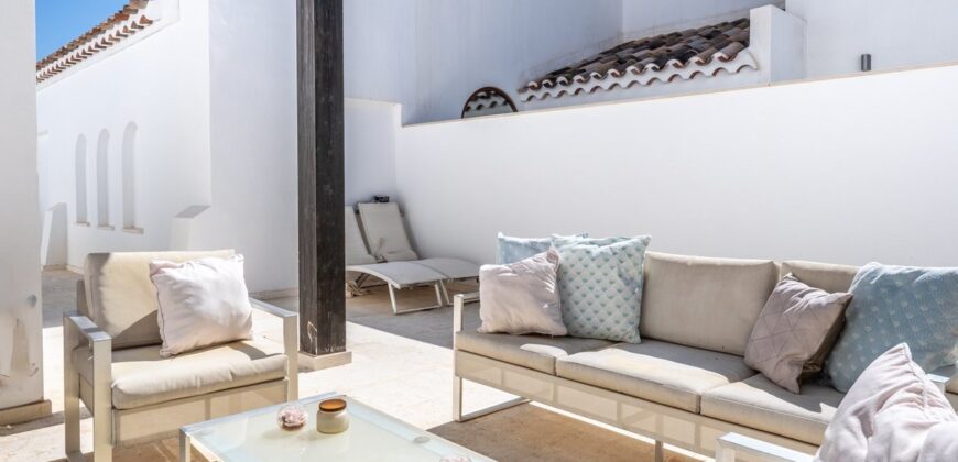 Spain Get your residency! luxurious villa fully renovated with pool SVM740105