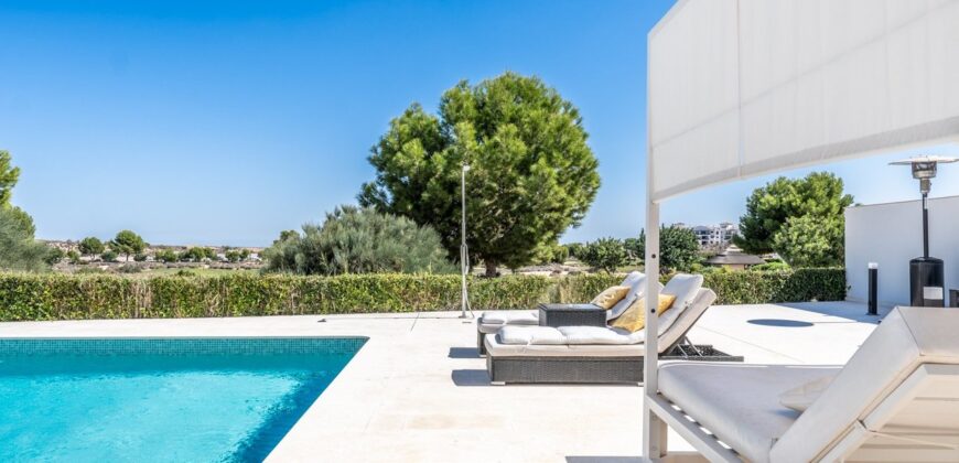 Spain Get your residency! luxurious villa fully renovated with pool SVM740105