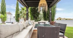 Spain Get your residency! luxury villa on a large plot with garden & pool SVM741898