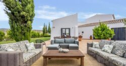 Spain Get your residency! luxury villa on a large plot with garden & pool SVM741898