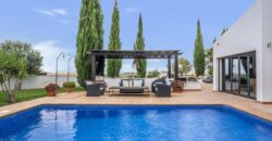 Spain Get your residency! luxury villa on a large plot with garden & pool SVM741898