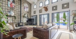 Spain Get your residency! luxury villa on a large plot with garden & pool SVM741898
