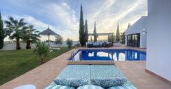 Spain Get your residency! luxury villa on a large plot with garden & pool SVM741898