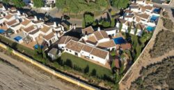 Spain Get your residency! luxury villa on a large plot with garden & pool SVM741898