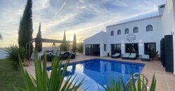 Spain Get your residency! luxury villa on a large plot with garden & pool SVM741898