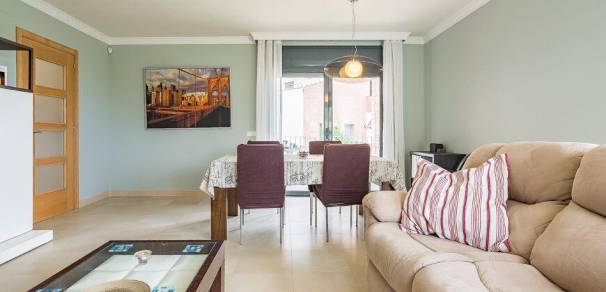 Spain Get your residency! house, terrace & garden very good condition PR-00352