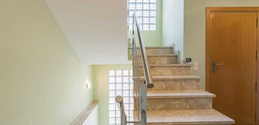 Spain Get your residency! house, terrace & garden very good condition PR-00352