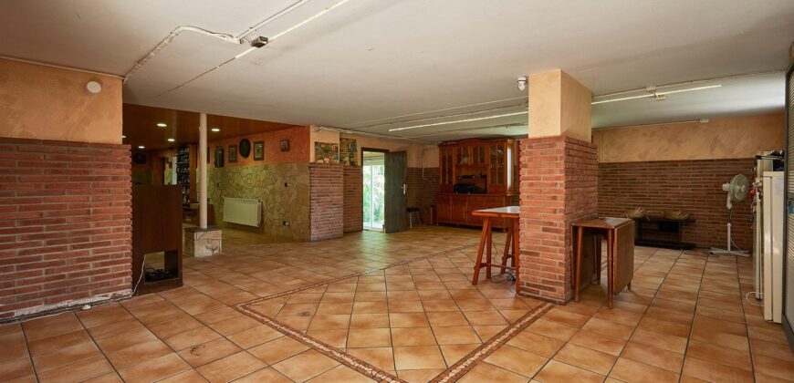 Spain Get your residency! house with pool & garden in the heart of nature PR-00367