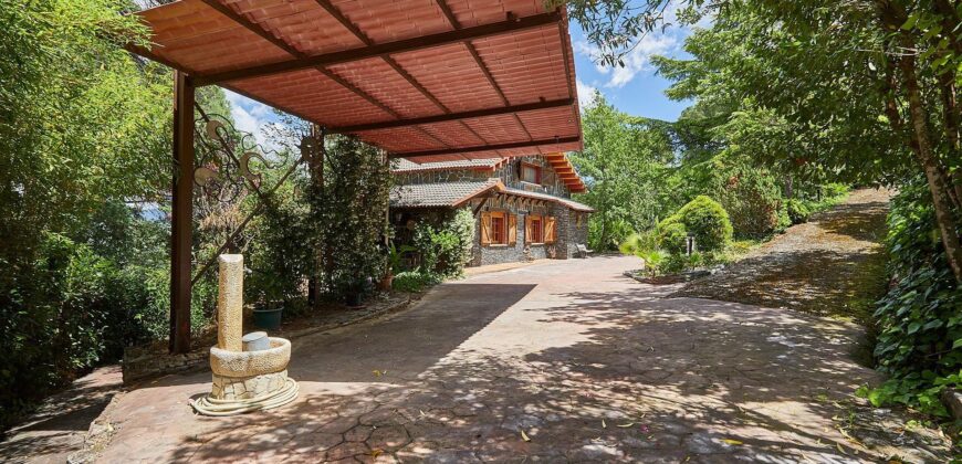 Spain Get your residency! house with pool & garden in the heart of nature PR-00367