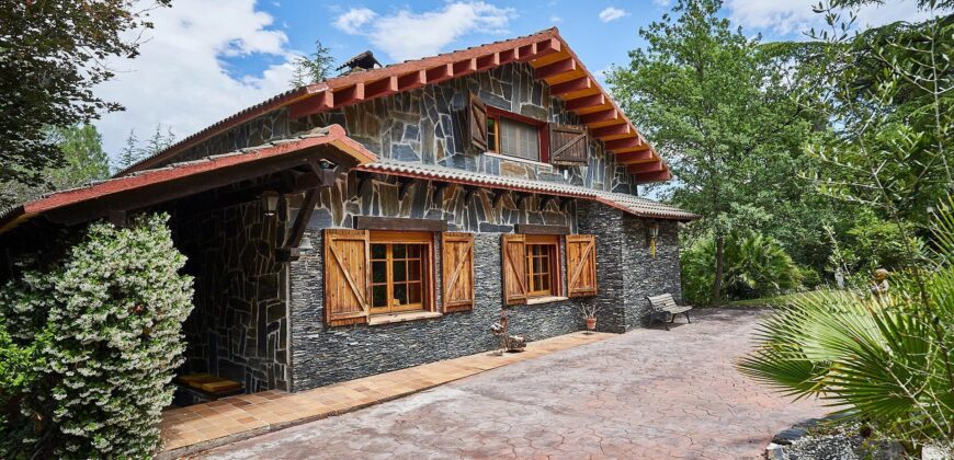 Spain Get your residency! house with pool & garden in the heart of nature PR-00367