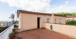Spain Get your residency! three-story townhouse in the prestigious area PR-00380