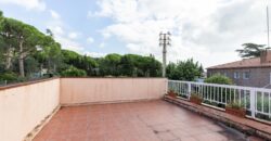 Spain Get your residency! three-story townhouse in the prestigious area PR-00380