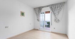 Spain Get your residency! three-story townhouse in the prestigious area PR-00380