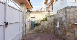 Spain Get your residency! three-story townhouse in the prestigious area PR-00380