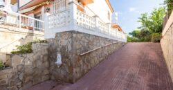 Spain Get your residency! three-story townhouse in the prestigious area PR-00380