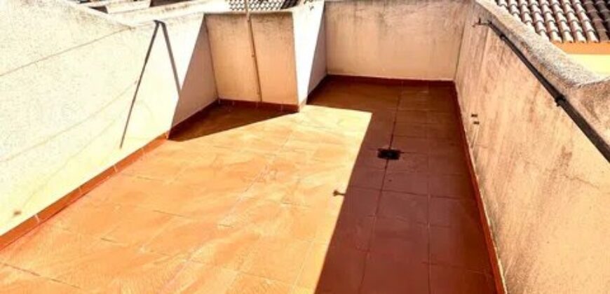Spain Get your residency! terraced house 50 meters from beach 00028