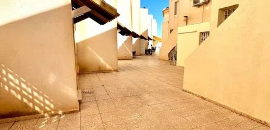 Spain Get your residency! terraced house 50 meters from beach 00028