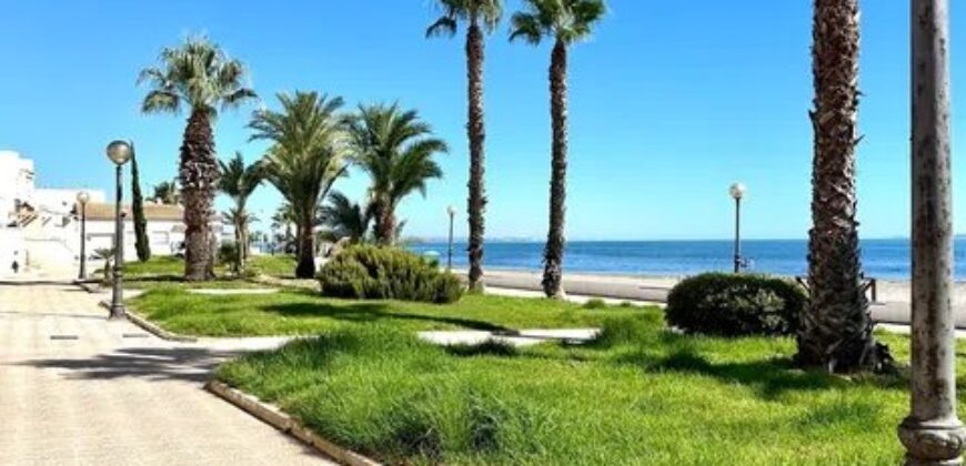 Spain Get your residency! terraced house 50 meters from beach 00028