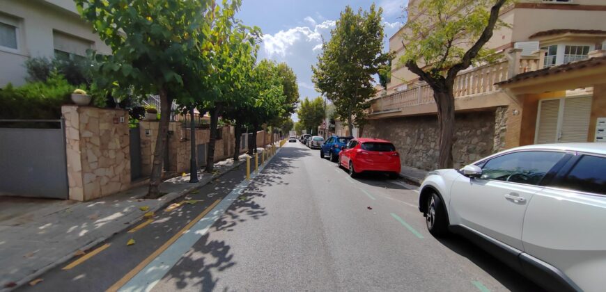 Spain Get your residency! duplex in Tiana, Barcelona PR00381
