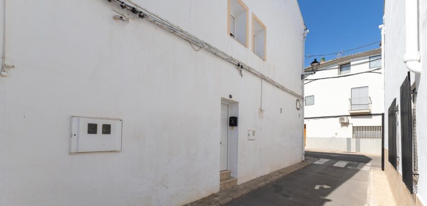 Spain Get your residency! apartment centrally located at the best price 007095
