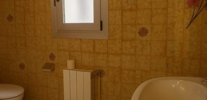 Spain Get your residency! rural house in the heart of nature with land 007145