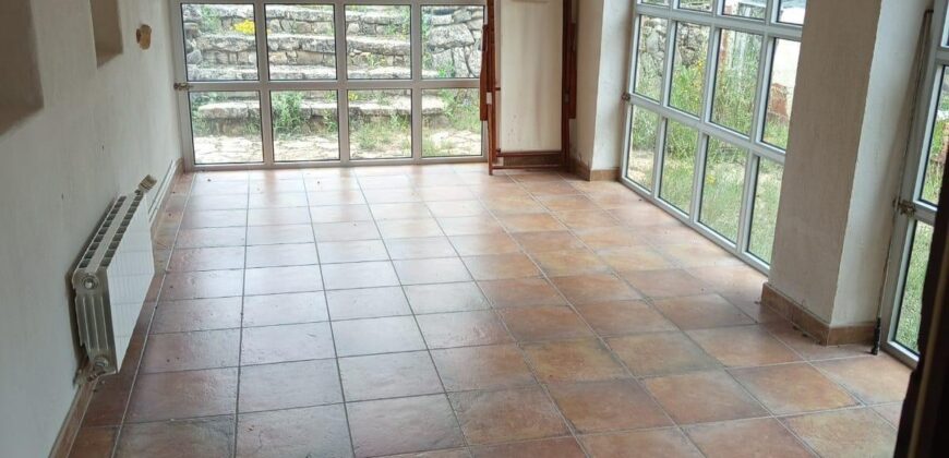 Spain Get your residency! rural house in the heart of nature with land 007145