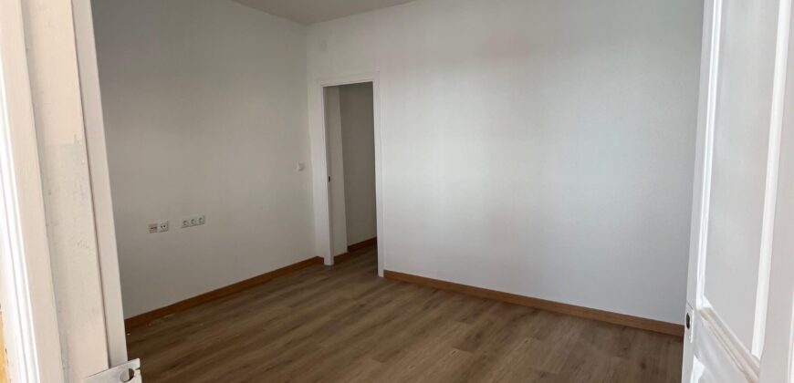 Spain Get your residency! fully renovated apartment walking distance from beach #S4