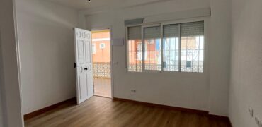 Spain Get your residency! fully renovated apartment walking distance from beach #S4
