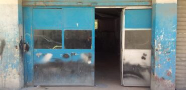 ferzol shop 58.5 sqm for rent near main road, need painting #6741