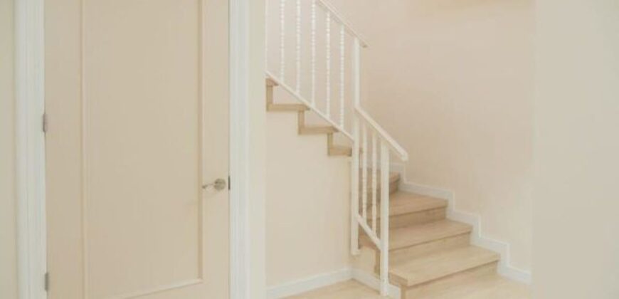 Spain Get your residency! townhouse in the heart of Roldan SVM744220