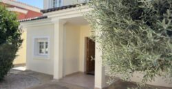 Spain Get your residency! villa with an exceptional plot and a large pool SVM744521