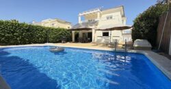 Spain Get your residency! villa with an exceptional plot and a large pool SVM744521