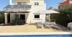 Spain Get your residency! villa with an exceptional plot and a large pool SVM744521