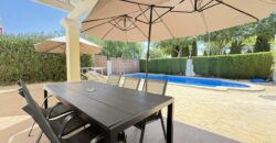 Spain Get your residency! villa with an exceptional plot and a large pool SVM744521
