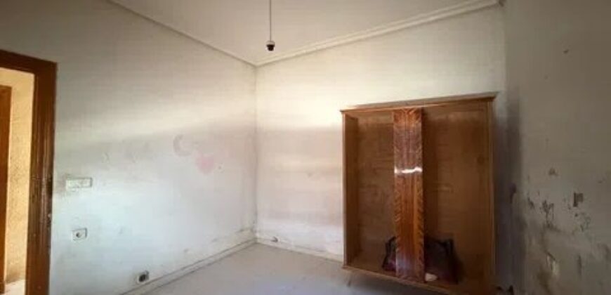 Spain Get your residency! house in the town center need renovation 109727062