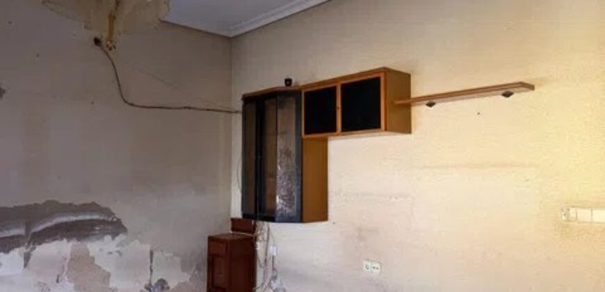 Spain Get your residency! house in the town center need renovation 109727062