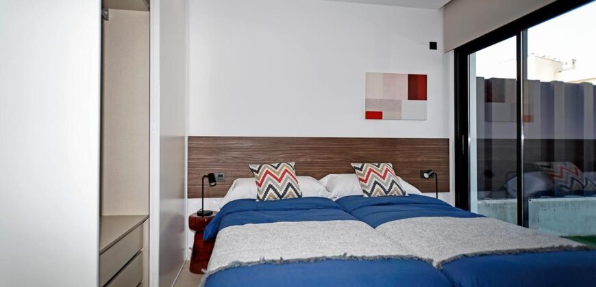 Spain Get your residency! fully furnished villa in a gated community SVM745434