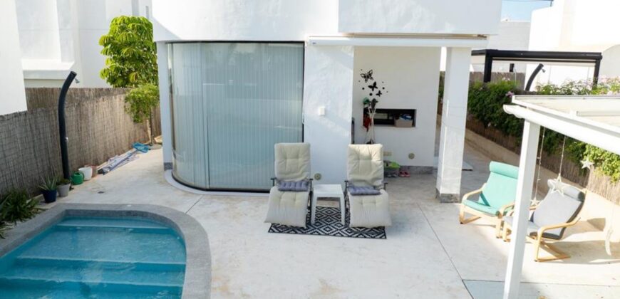 Spain Get your residency! fully furnished modern villa with pool SVM746919