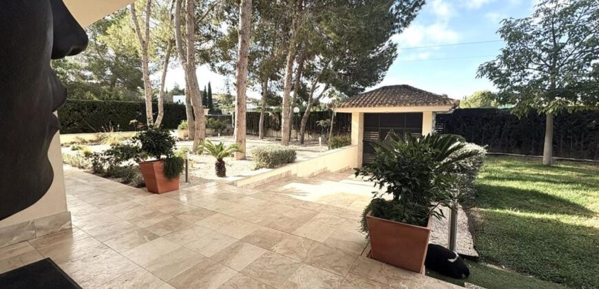 Spain Get your residency! luxury villa in the prestigious area SVM747554