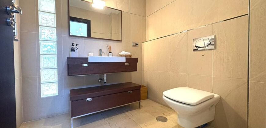 Spain Get your residency! luxury villa in the prestigious area SVM747554