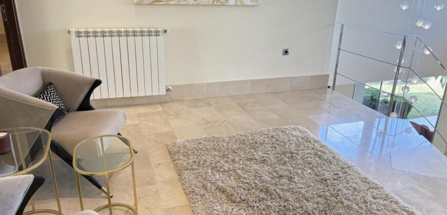 Spain Get your residency! luxury villa in the prestigious area SVM747554