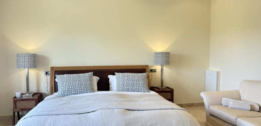 Spain Get your residency! luxury villa in the prestigious area SVM747554