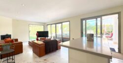 Spain Get your residency! luxury villa in the prestigious area SVM747554