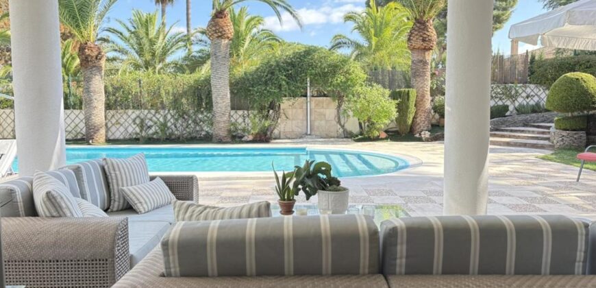 Spain Get your residency! luxury villa in the prestigious area SVM747554