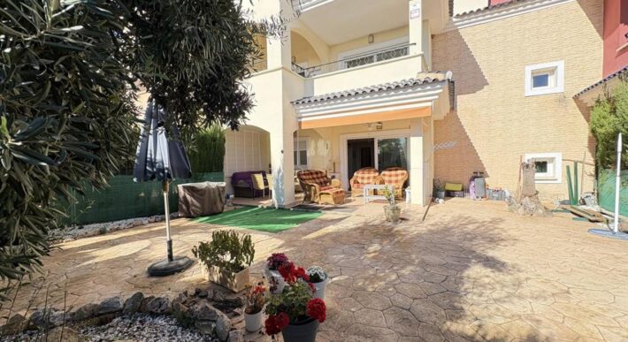 Spain get your residency! GF apartment with large garden SVM749817