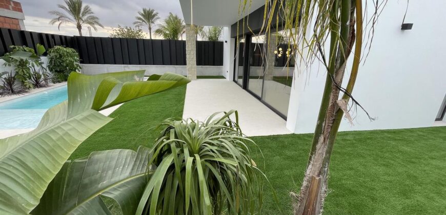 Spain Get your residency! fully furnished villa in a gated community SVM745434