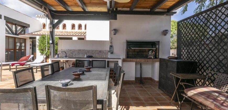 Spain Get your residency! villa with pool prime location SVM746697