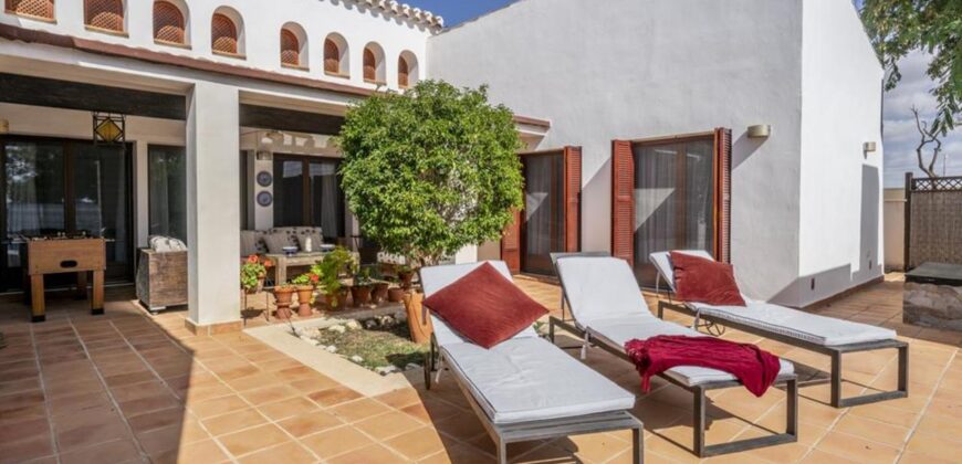 Spain Get your residency! villa with pool prime location SVM746697