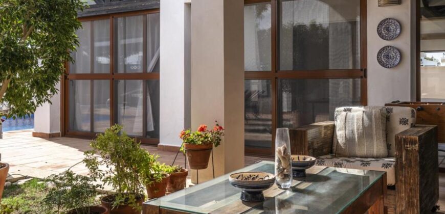 Spain Get your residency! villa with pool prime location SVM746697