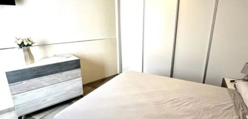 Spain Get your residency! apartment just 50 meters from the beach #0010